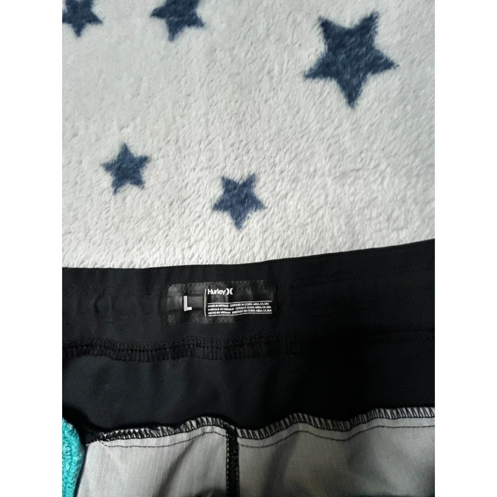 Hurley Mens L Black Board Shorts Swim Surf Stretch Hybrid Performance